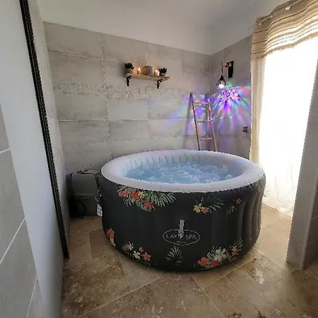 6 Couchages Privatif, Acces Direct Mer, Piscine